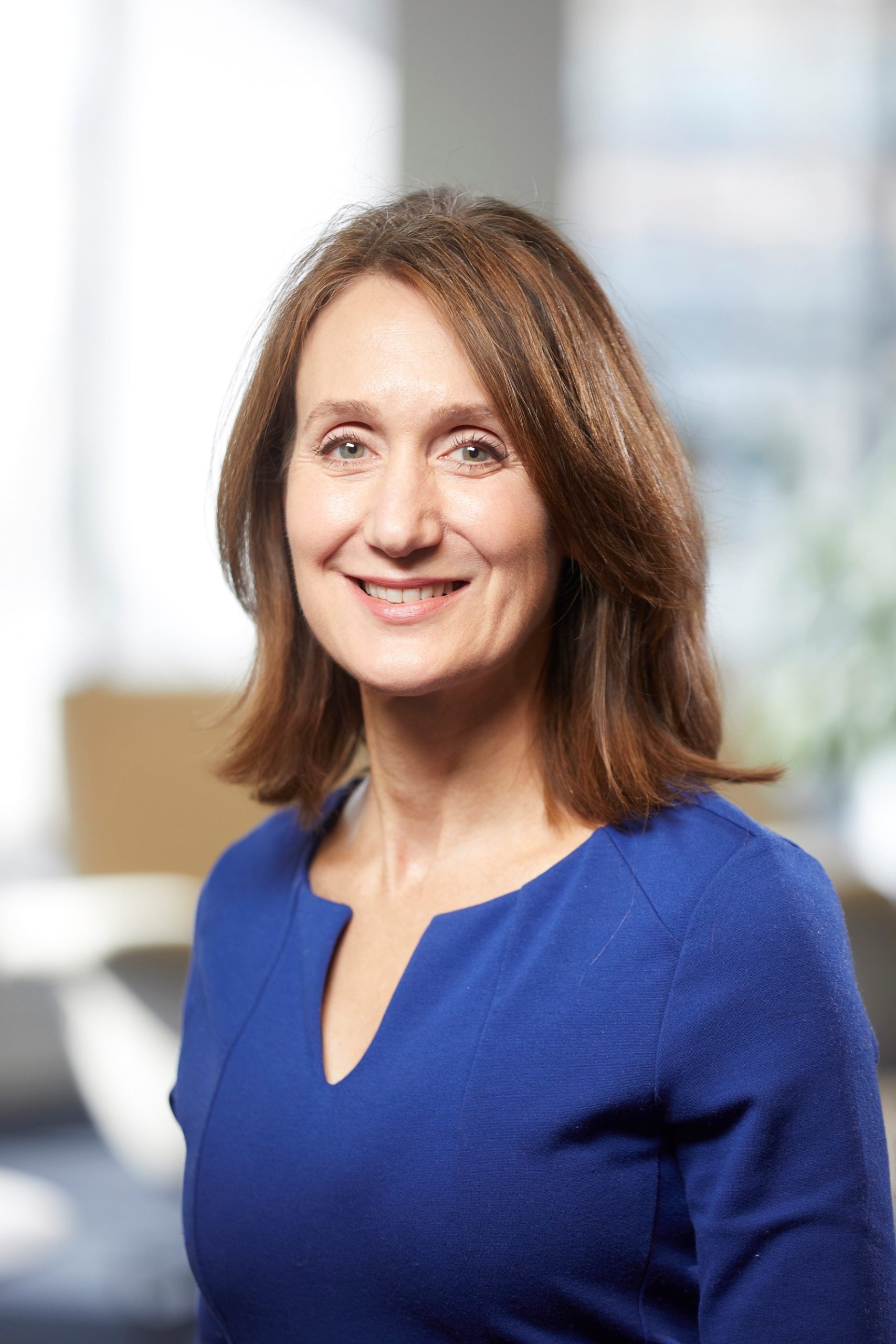 Picture of Elizabeth Cousens