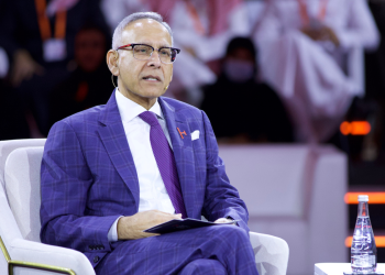 Catalysing the shift from lifespan to healthspan: transforming public health on a global scale