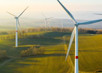 Strengthening  the renewable energy revolution