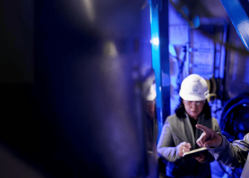 A Clearer Flight Plan for Tackling Aviation’s Climate Impact